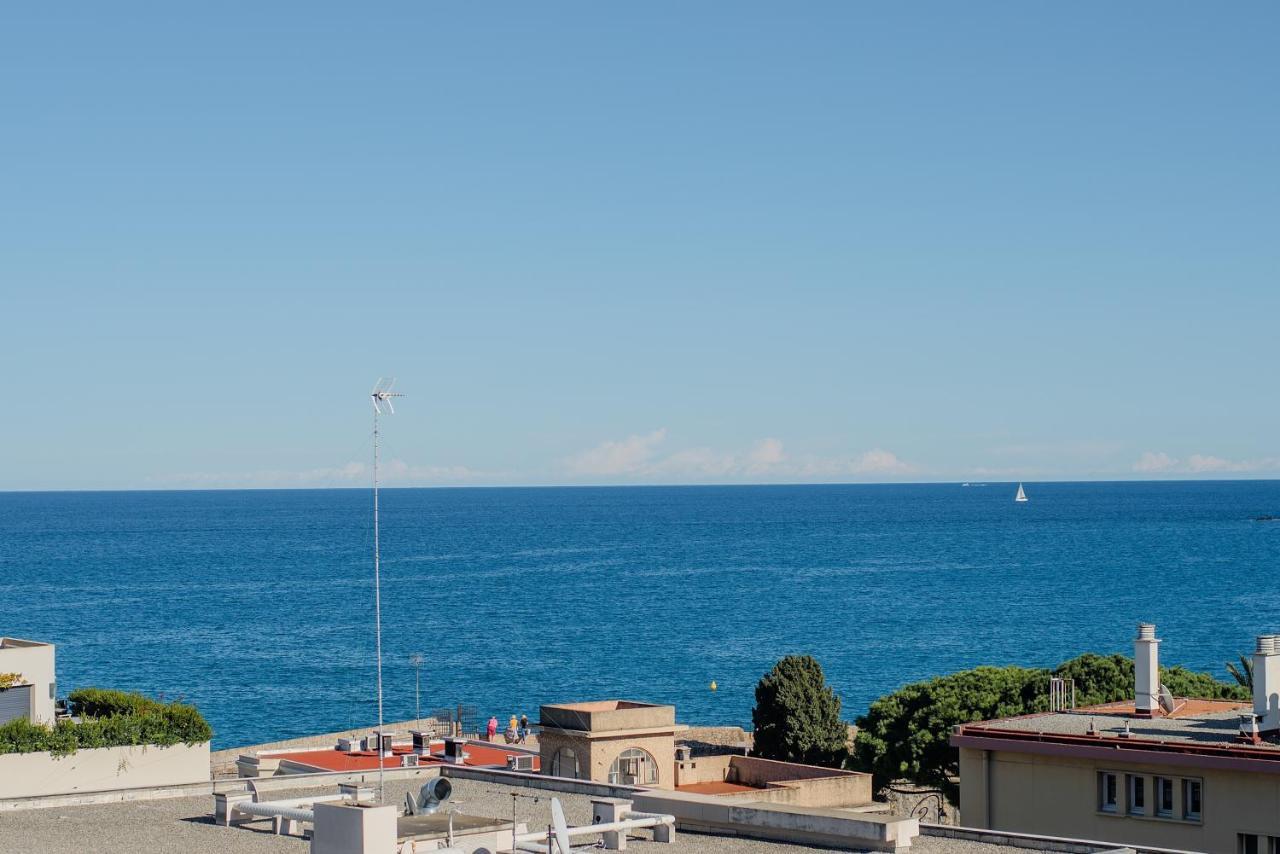Apartment High Standing With Incredible Old And Sea Views *