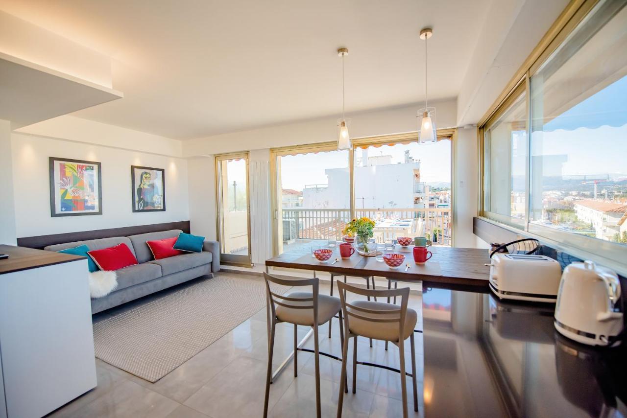 High Standing With Incredible Old And Sea Views